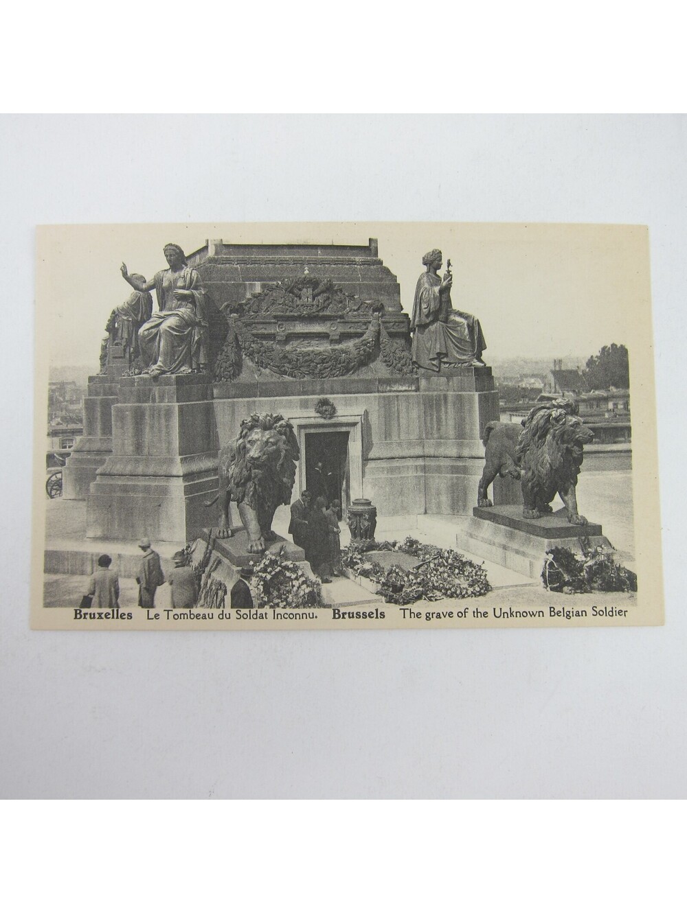 Postcard Brussels Belgium The Grave Tomb of the Unknown Belgian Soldier Antique